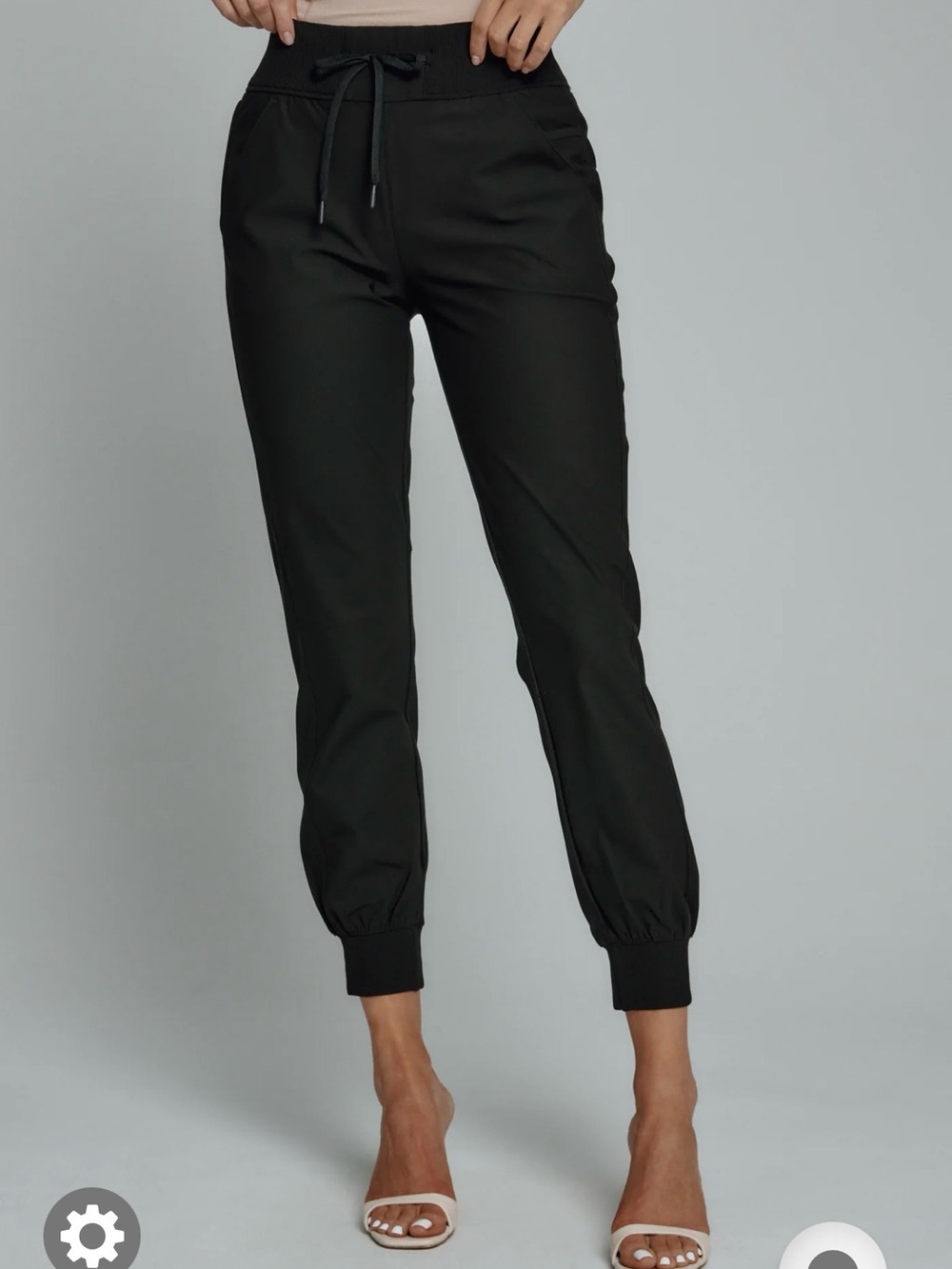 Women’s 7 Diamonds Infinity Joggers size L